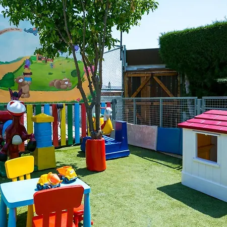 فندق Fitosinn 2*