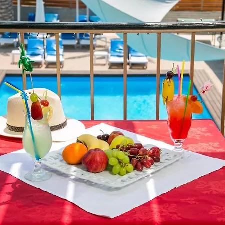 فندق Fitosinn 2*
