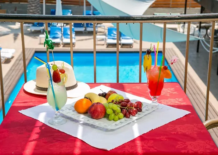 فندق Fitosinn 2*